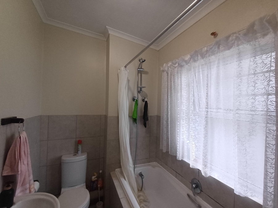 To Let 2 Bedroom Property for Rent in Sonkring Western Cape